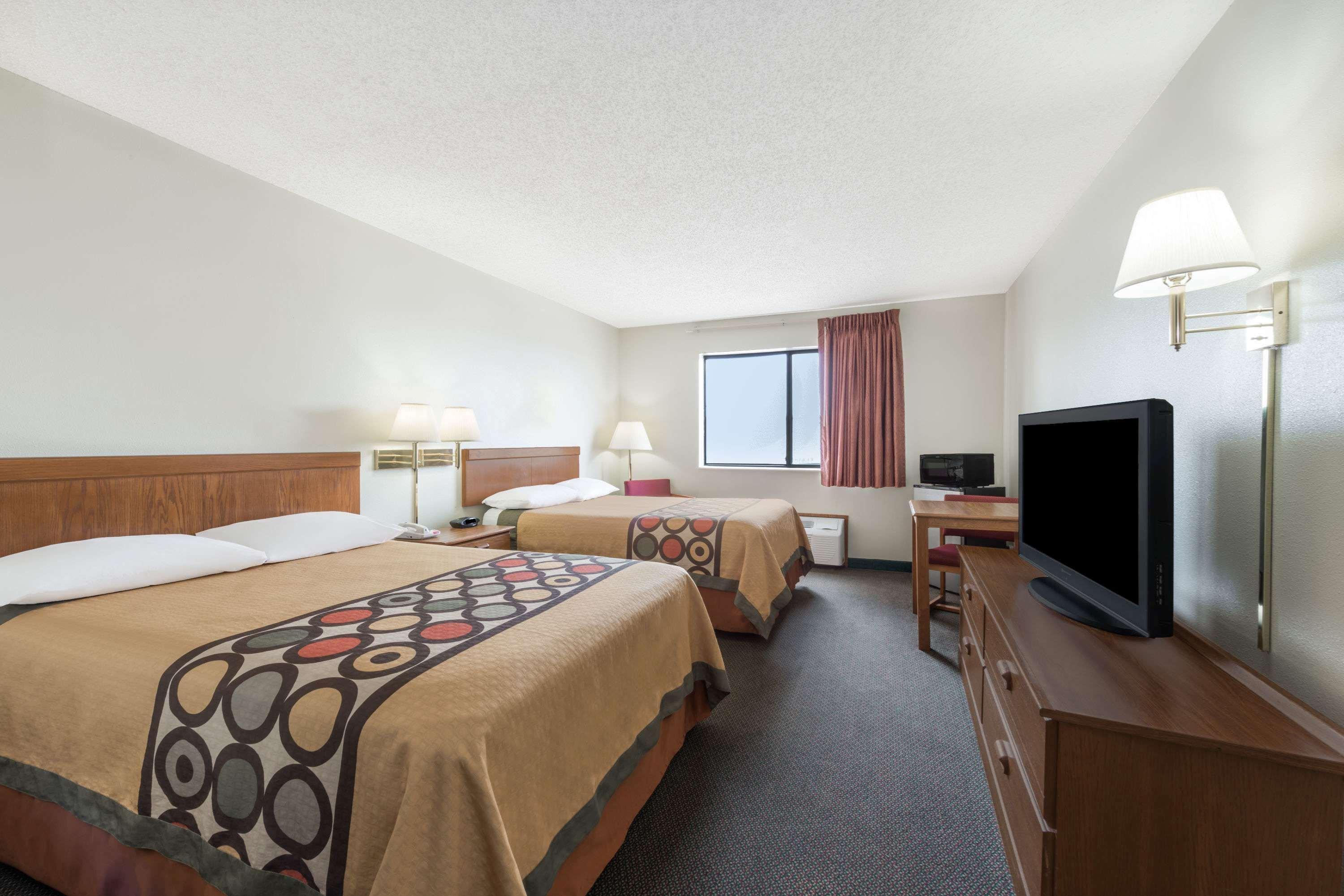 Super 8 By Wyndham Smithville Lake Exterior foto