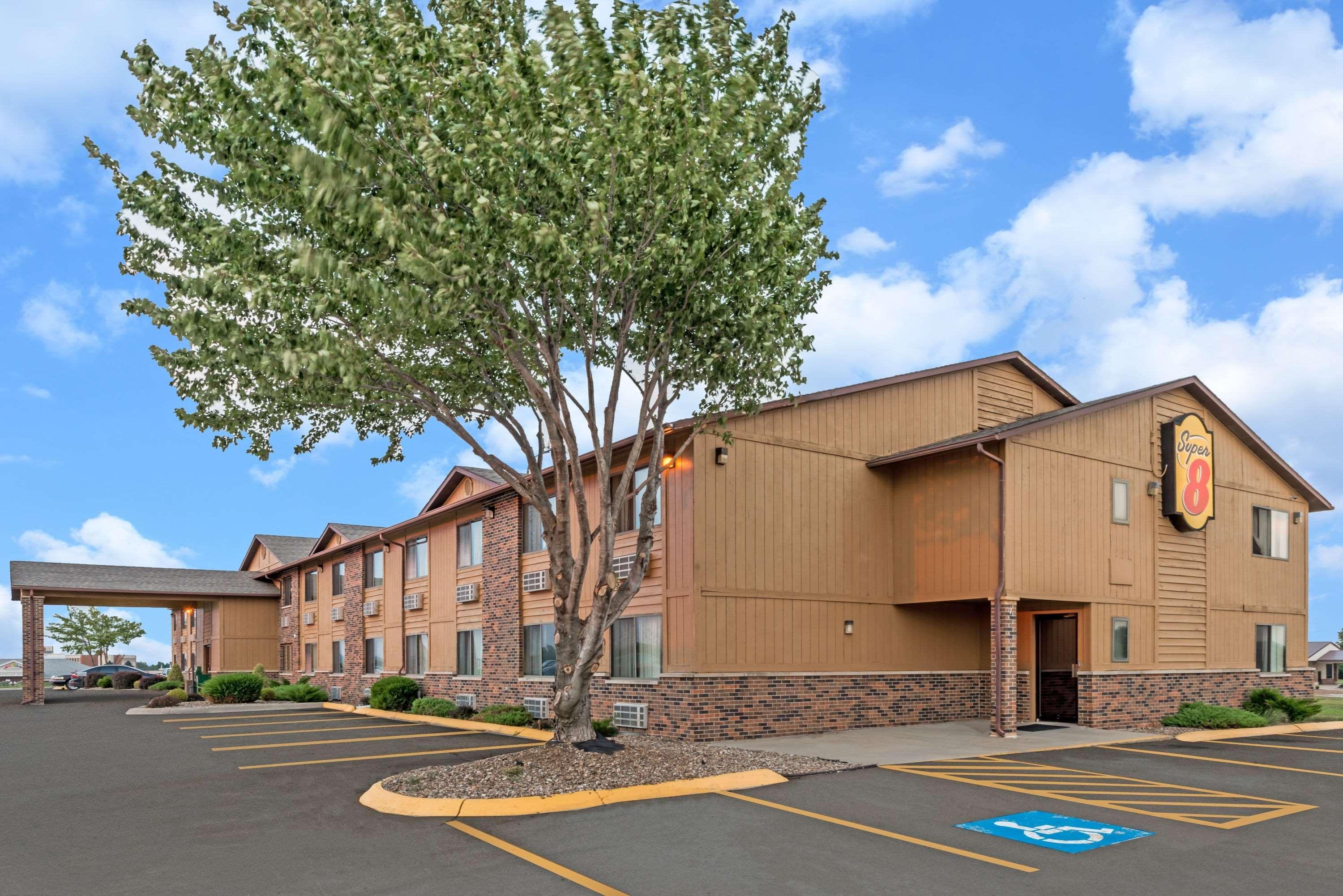Super 8 By Wyndham Smithville Lake Exterior foto